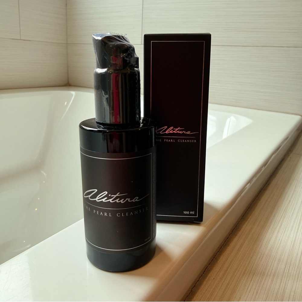 The Pearl Cleanser by Alitura - NIB - Luxury Brightening Enzyme Cleanser